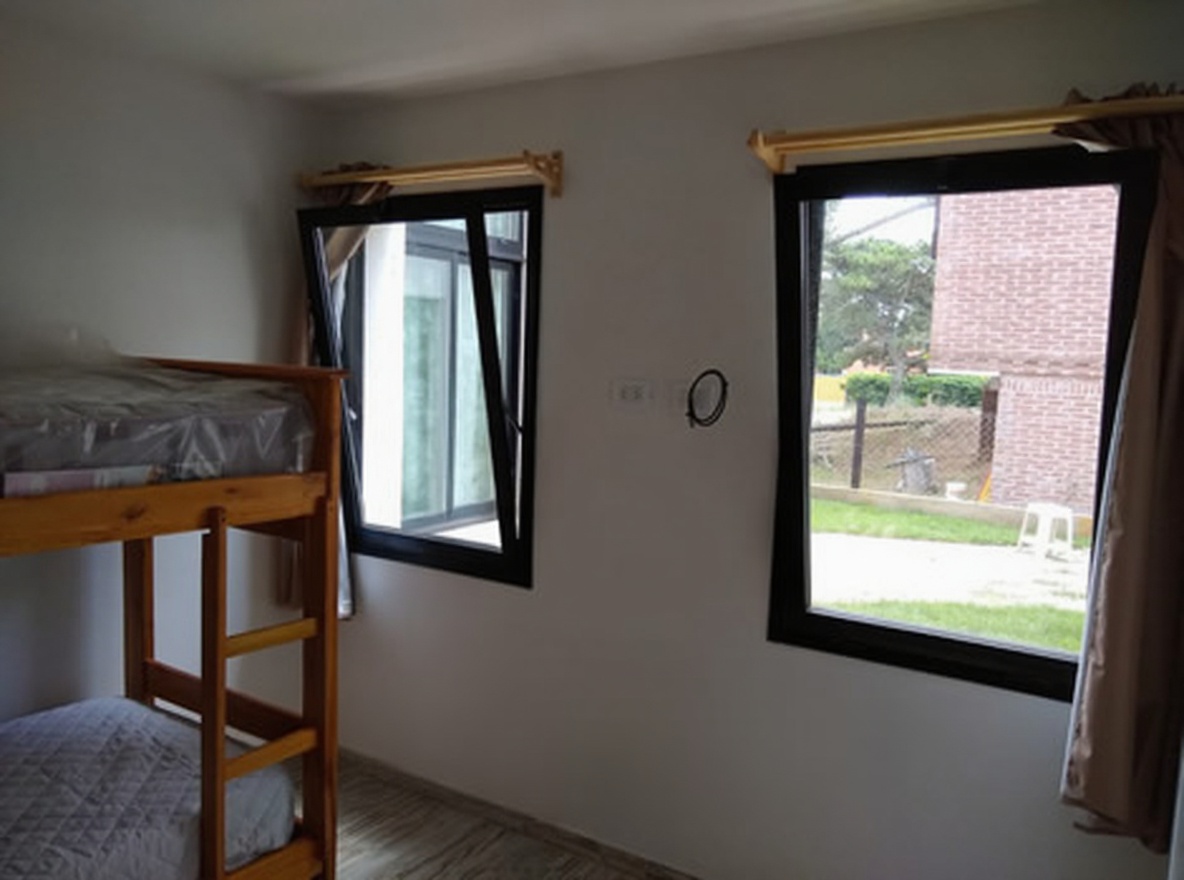 Casa con parrilla en Costa del Este miniatura 11