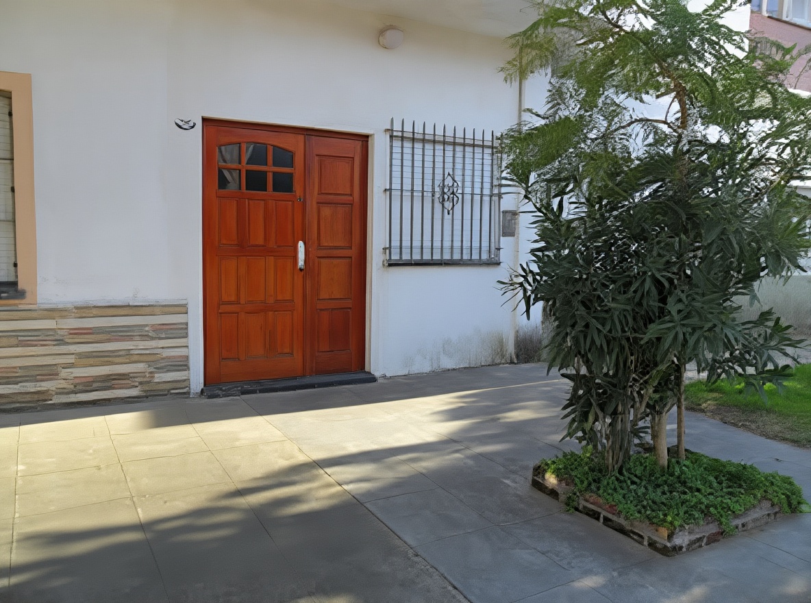 Casa con patio y parrilla a 2 cuadras del mar en San Clemente del Tuyú