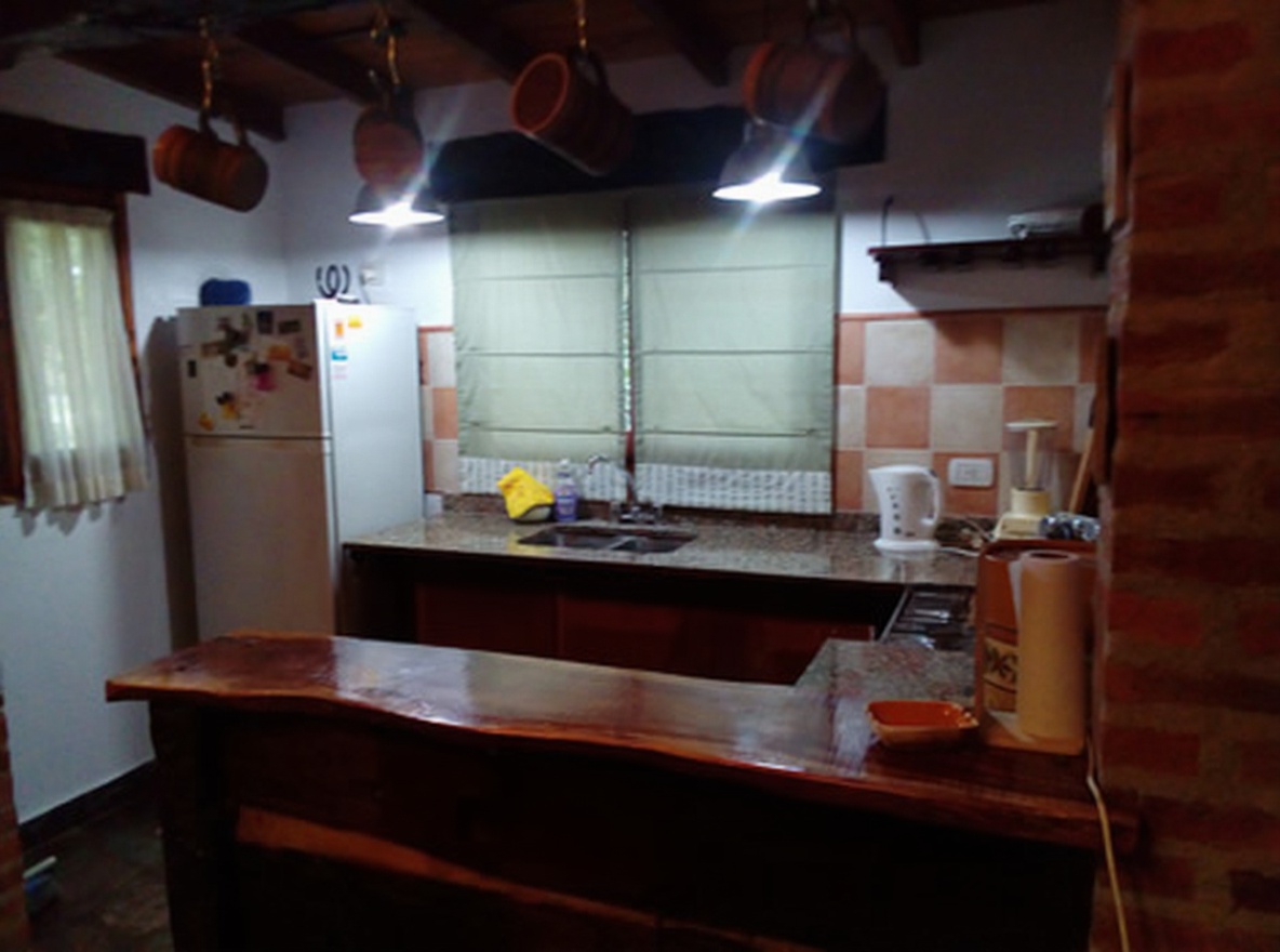 Casa con cochera y parrilla en Costa del Este miniatura 5