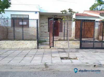 Casa para 6 a 8 personas a 350 metros del mar en Mar de Ajó
