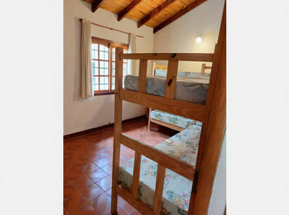 Casa de 4 ambientes para 8 personas en Mar de Ajó miniatura 6