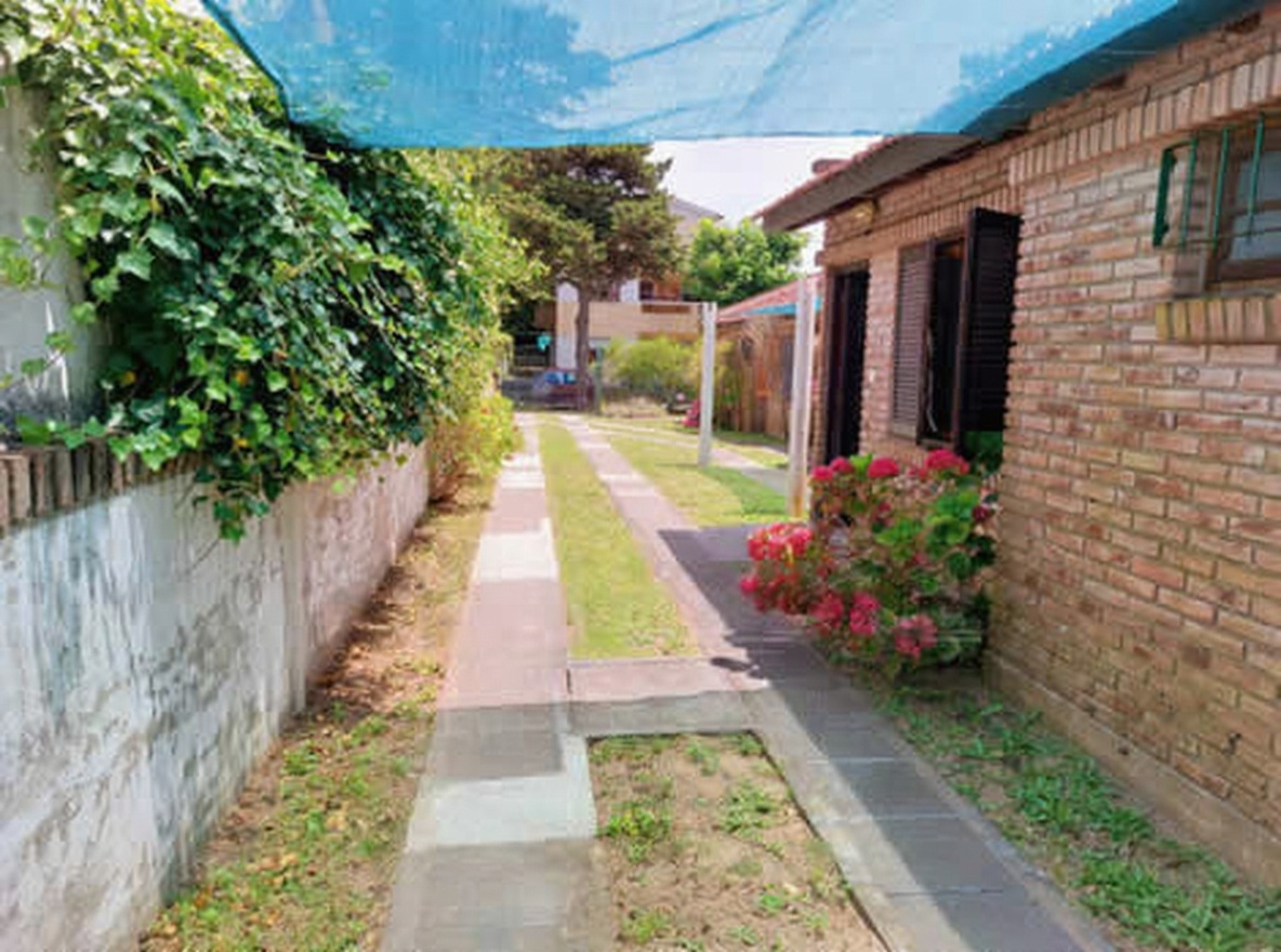 Casa de 4 ambientes para 8 personas en Mar de Ajó miniatura 9