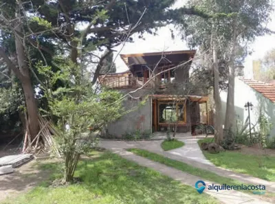 Casa bioconstruida en Mar de Ajó, barrio San Rafael