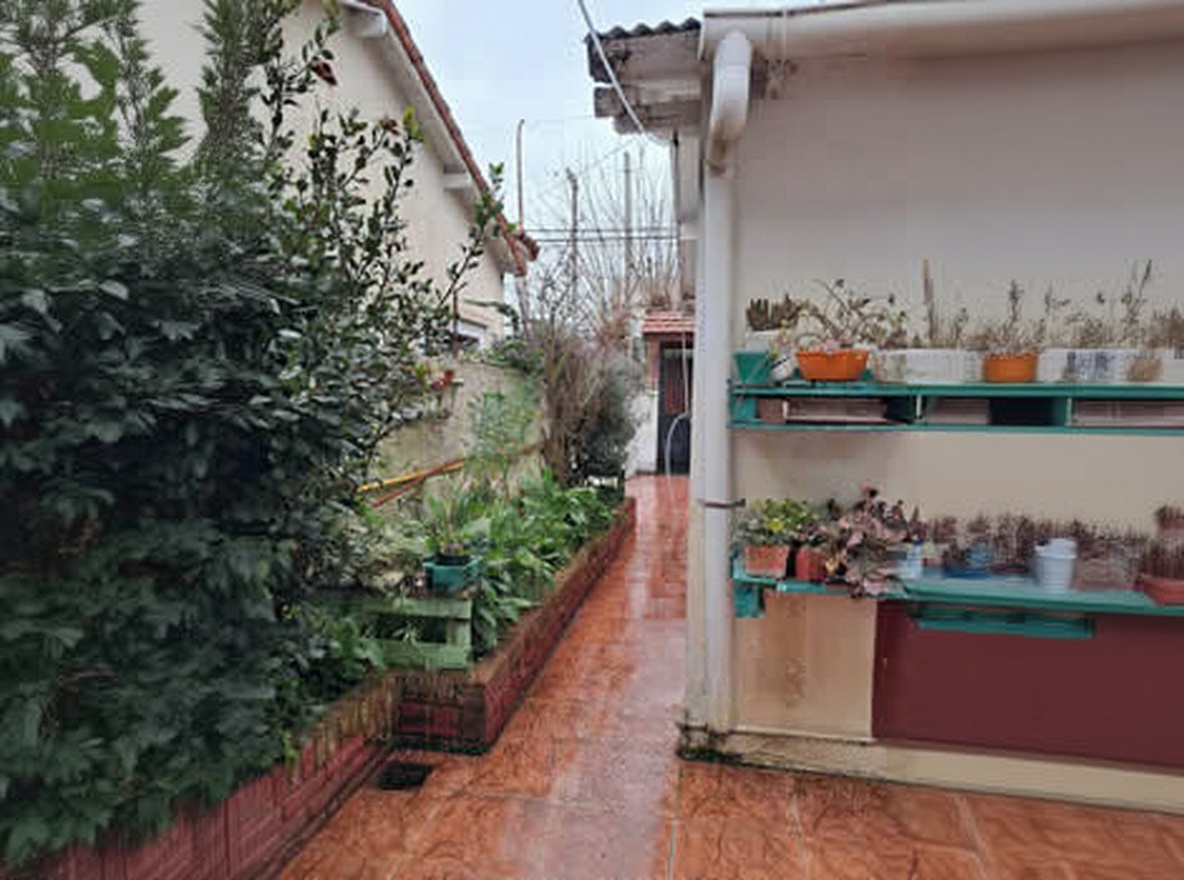 Chalet con pileta y parque en San Clemente del Tuyú miniatura 12