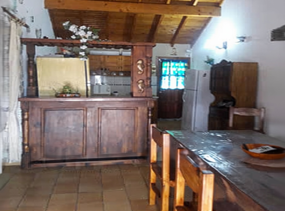 Casa con WiFi a 100 metros del mar en Las Toninas miniatura 3