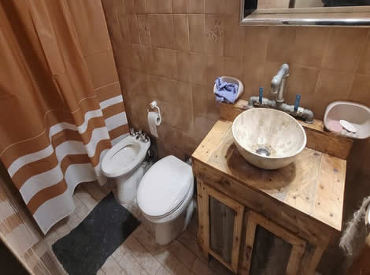 Casa con patio y parrilla en Las Toninas miniatura 9