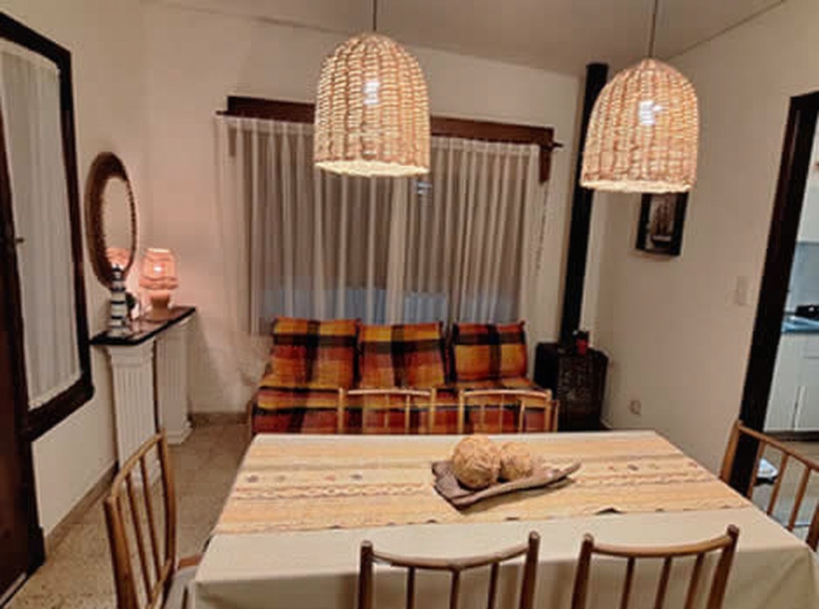 Casa con parque y parrilla a 60 metros del mar en Santa Teresita miniatura 5