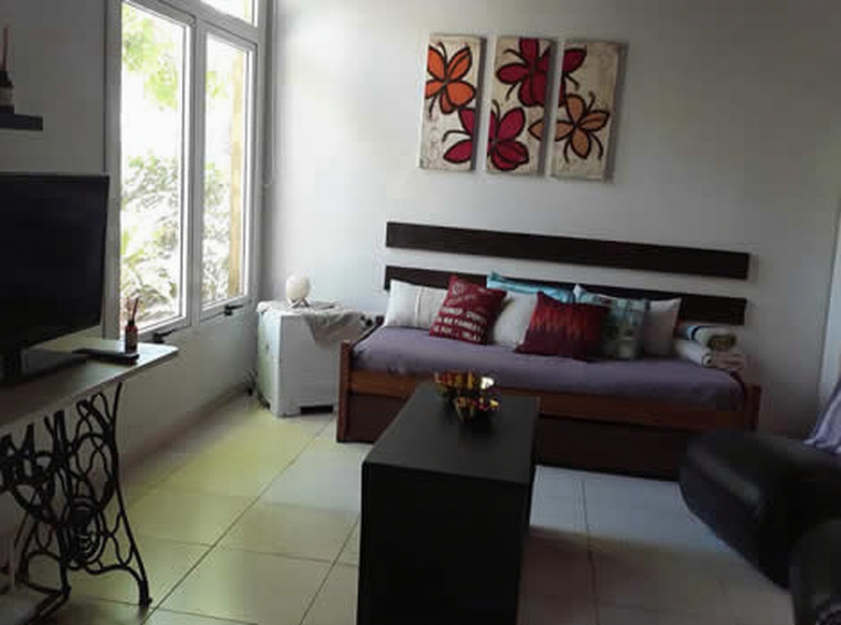 Casa para 3 personas a 6 cuadras del mar en Costa del Este miniatura 3