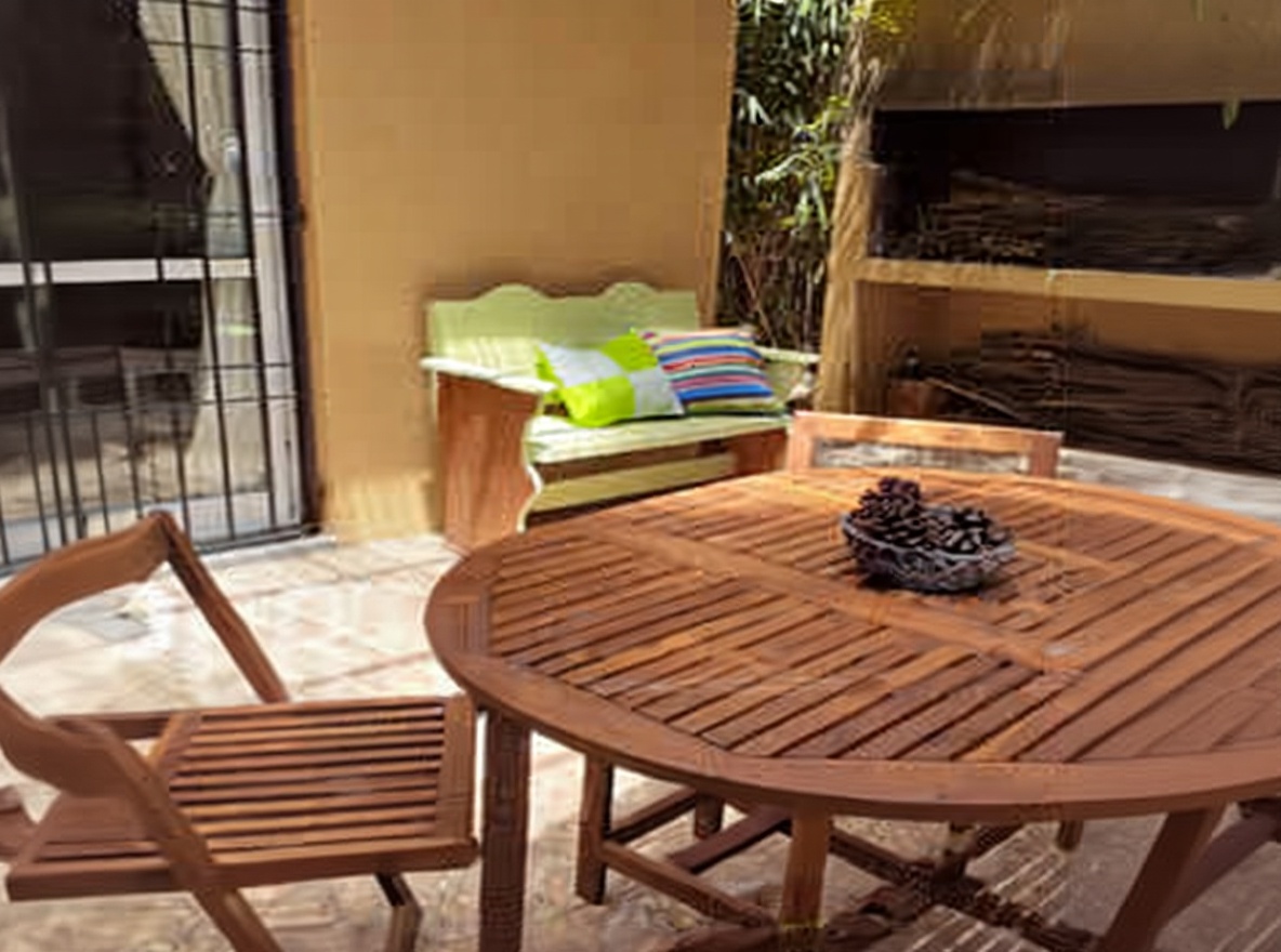 Casa para 3 personas a 6 cuadras del mar en Costa del Este miniatura 8