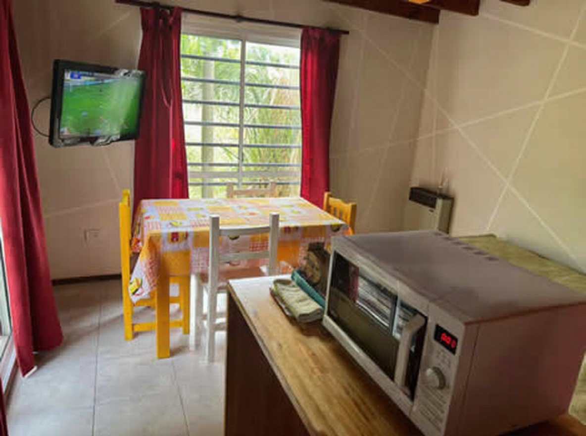 Casa con parque y parrilla en Costa Chica miniatura 3