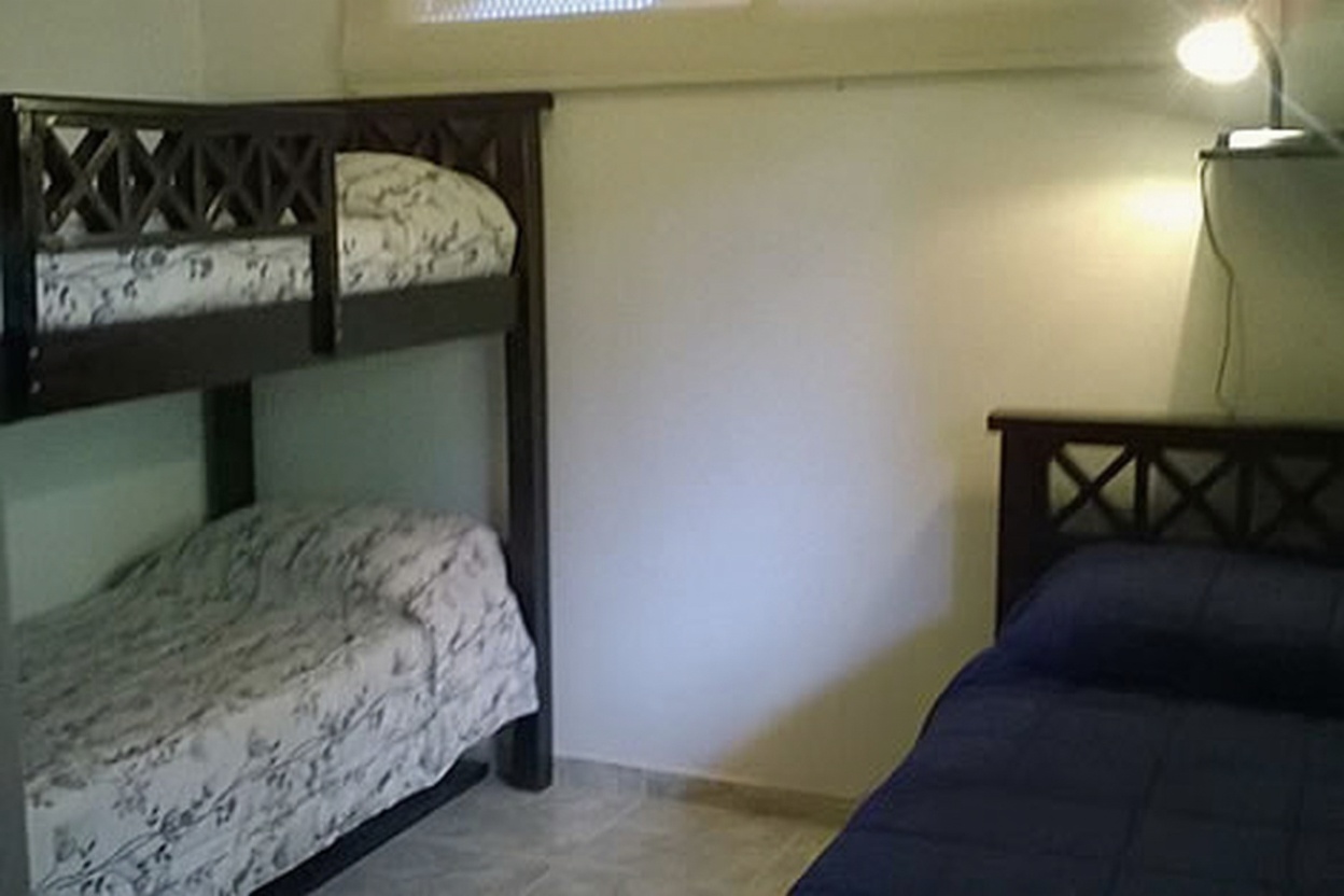 Casa para 5 o 6 personas en entorno arbolado de Costa del Este miniatura 6