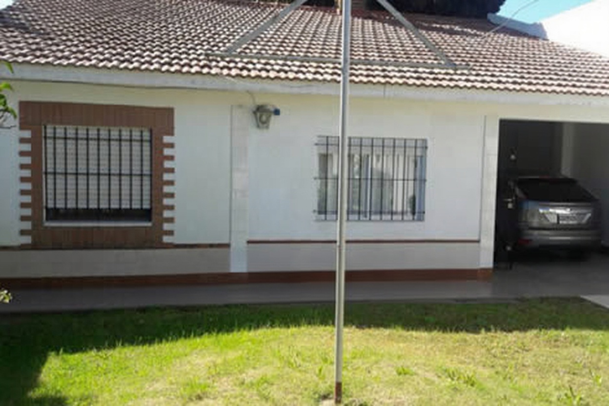 Casa con WiFi a 3 cuadras del mar en San Clemente del Tuyú miniatura 11