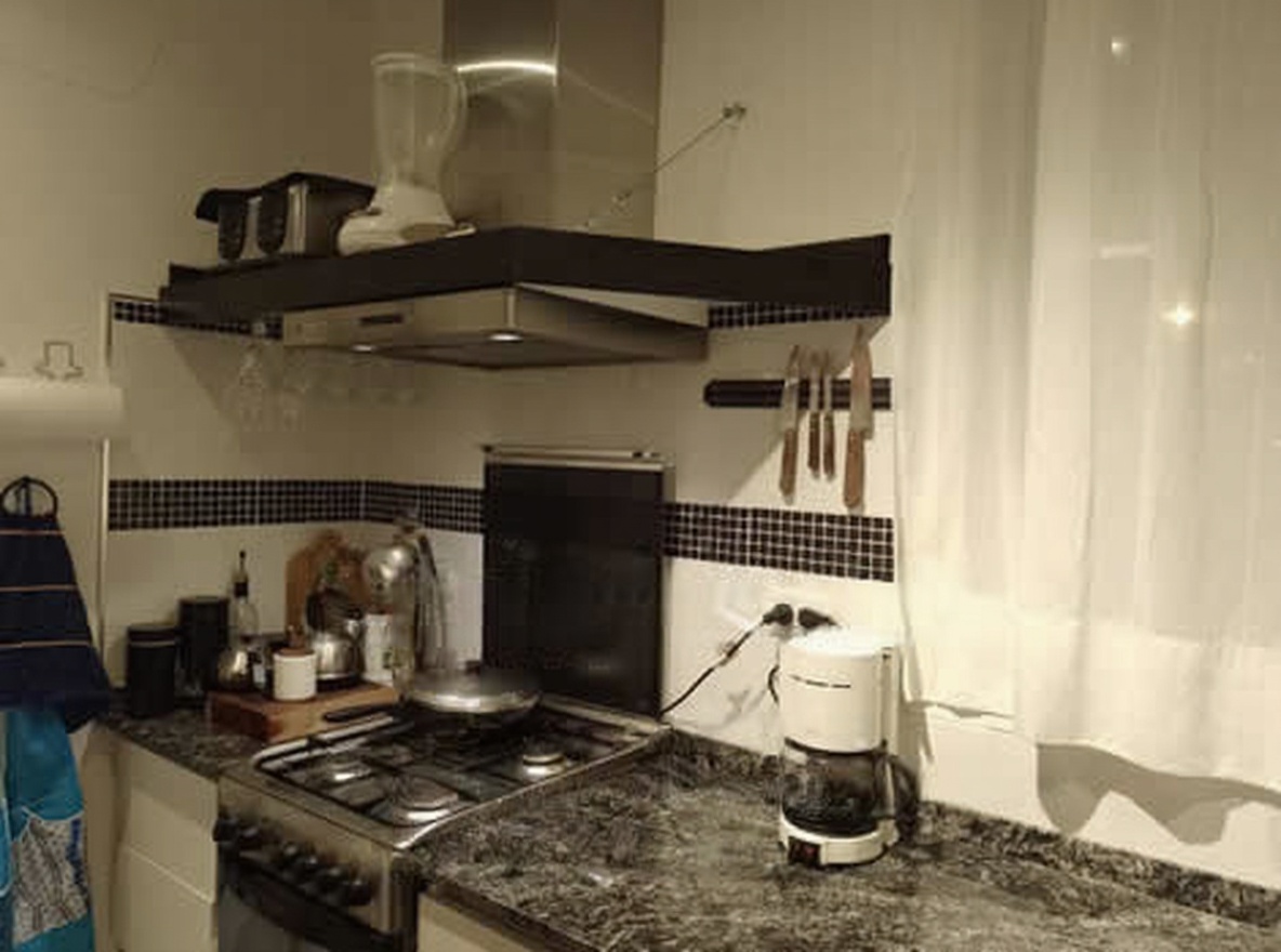 Casa con pileta y parque en Costa del Este miniatura 2