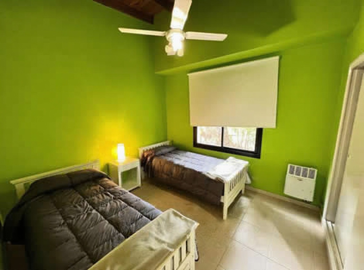 Casa de una planta para 9 personas en zona norte de Pinamar miniatura 8