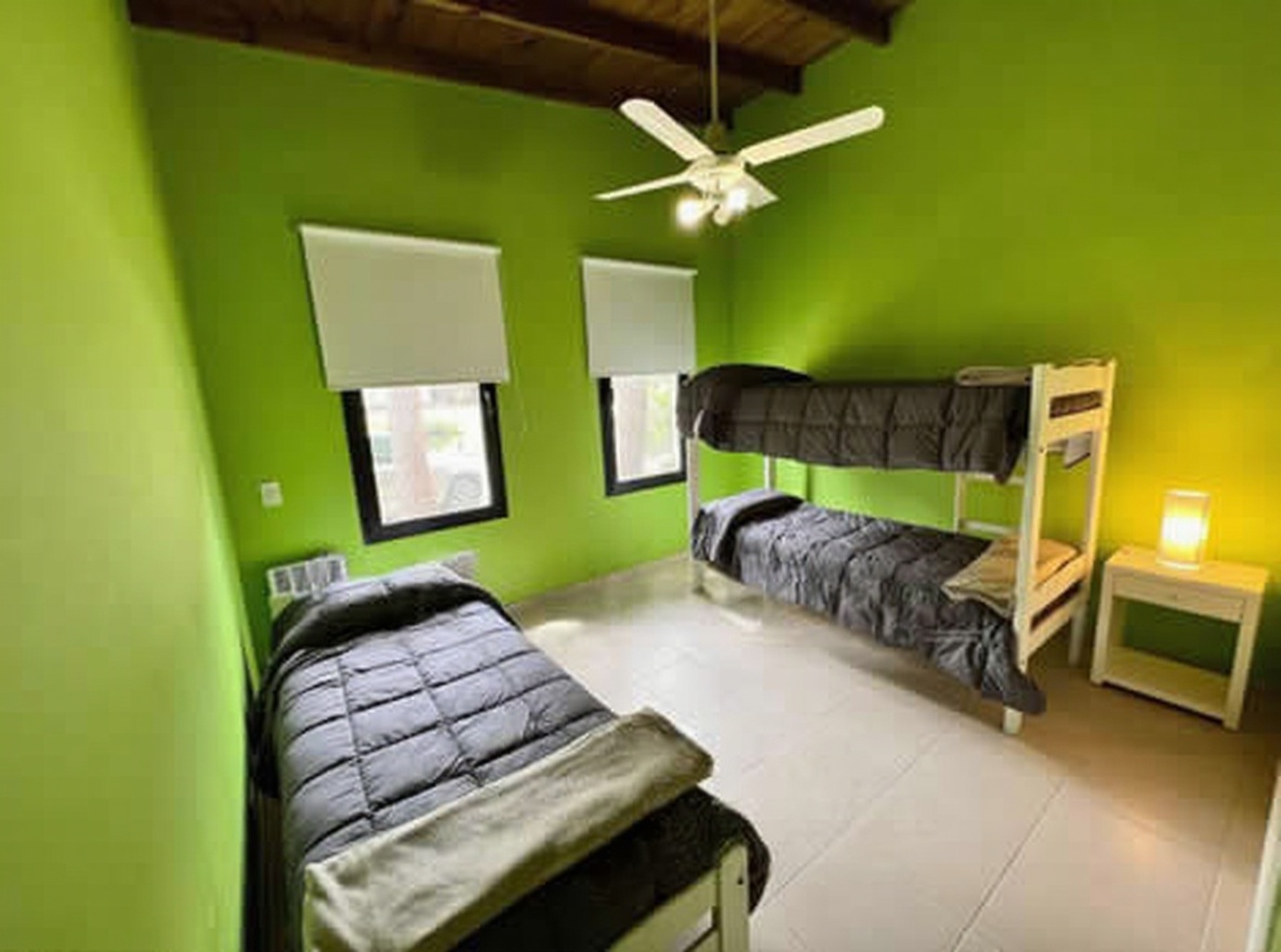 Casa de una planta para 9 personas en zona norte de Pinamar miniatura 9