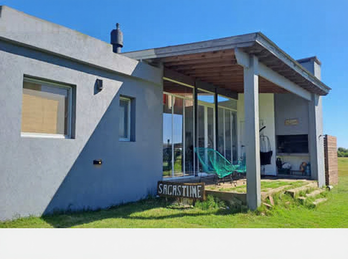 Casas con parque y parrilla en San Clemente del Tuyú miniatura 2