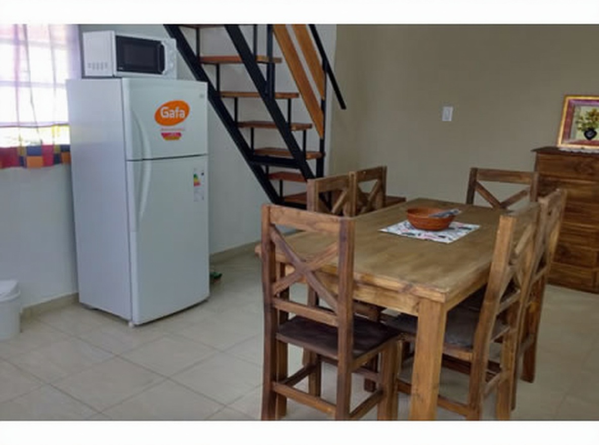 Cabañas con parque y parrilla a 150 metros del mar en San Clemente del Tuyú miniatura 5