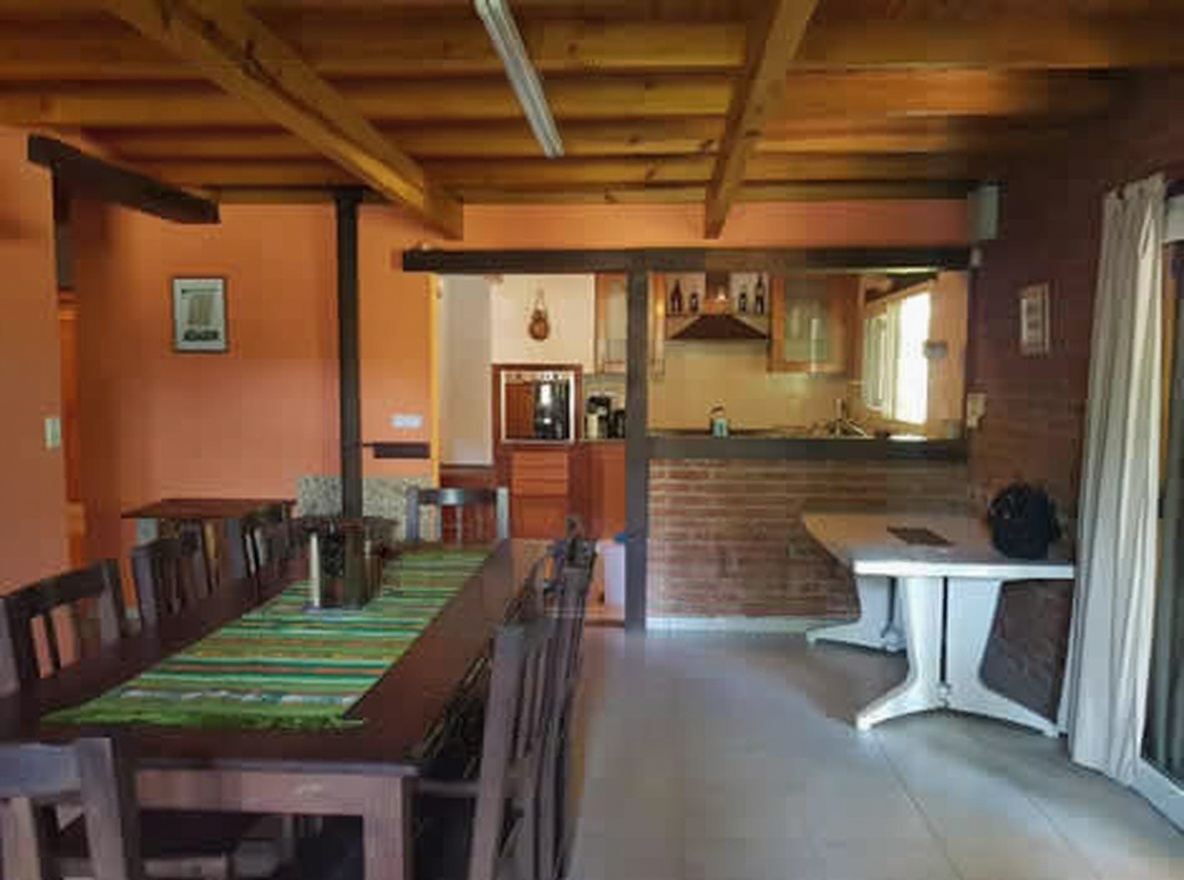 Monoambiente con pileta y parque a 8 cuadras del mar en Costa del Este miniatura 2