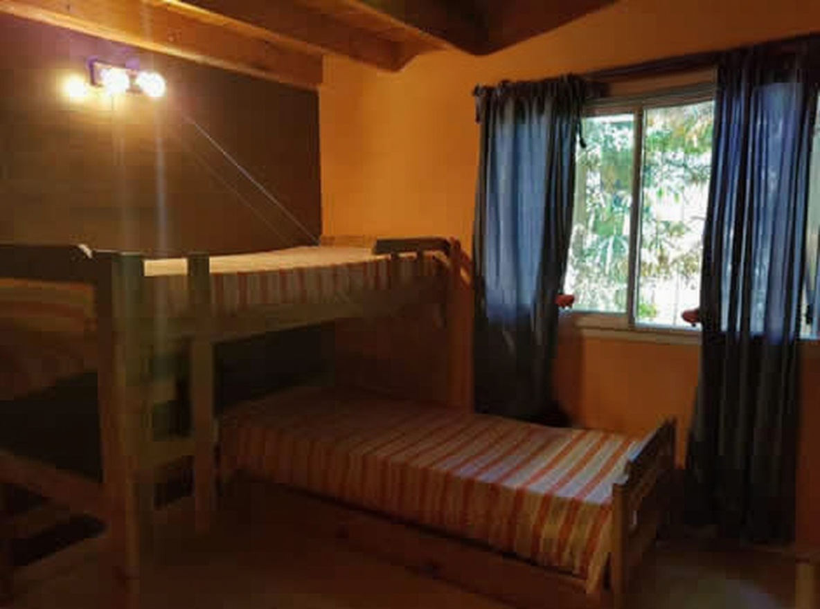 Monoambiente con pileta y parque a 8 cuadras del mar en Costa del Este miniatura 6