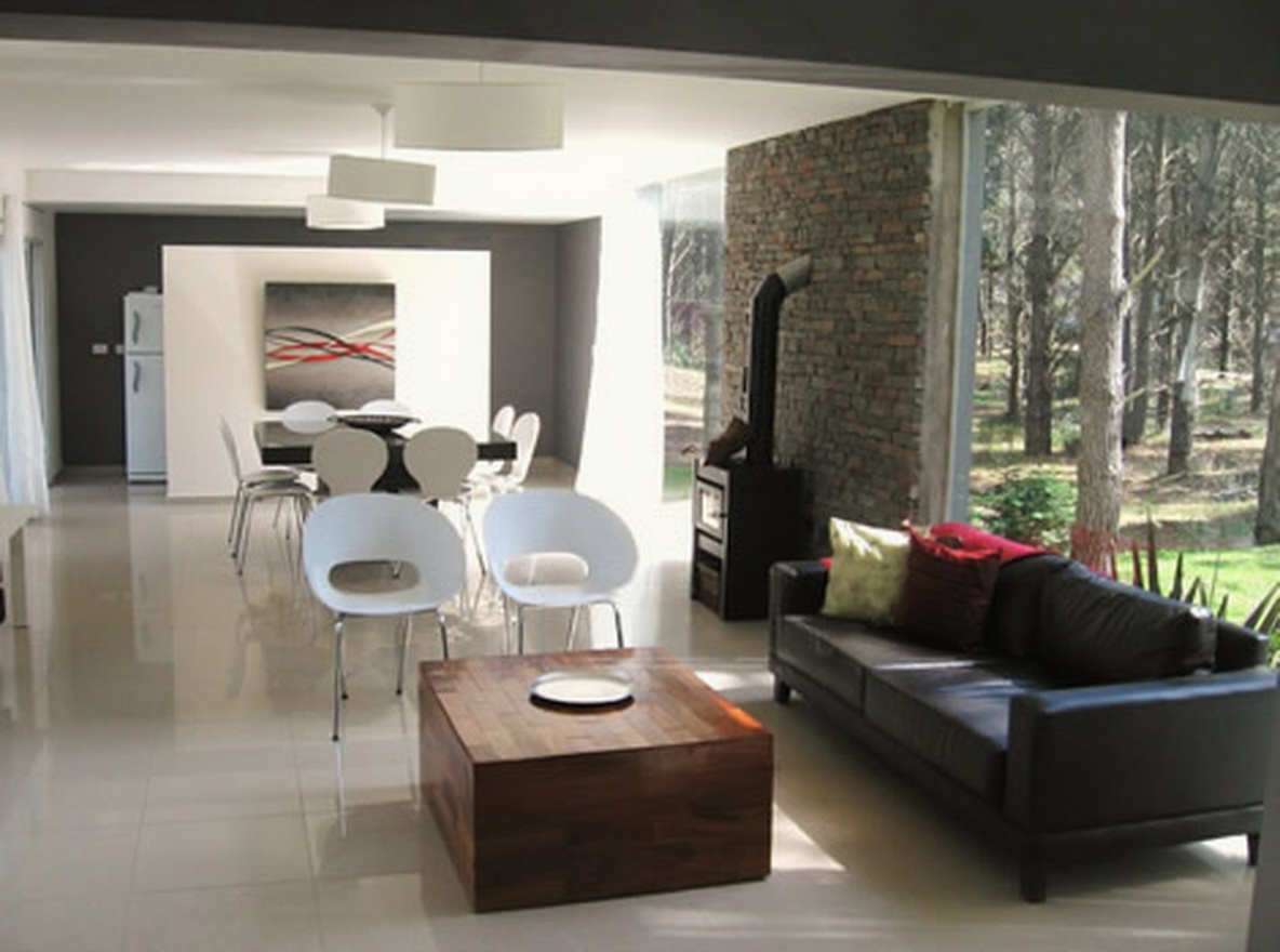 Casas con patio y parrilla a 300 metros del mar en Costa del Este miniatura 2