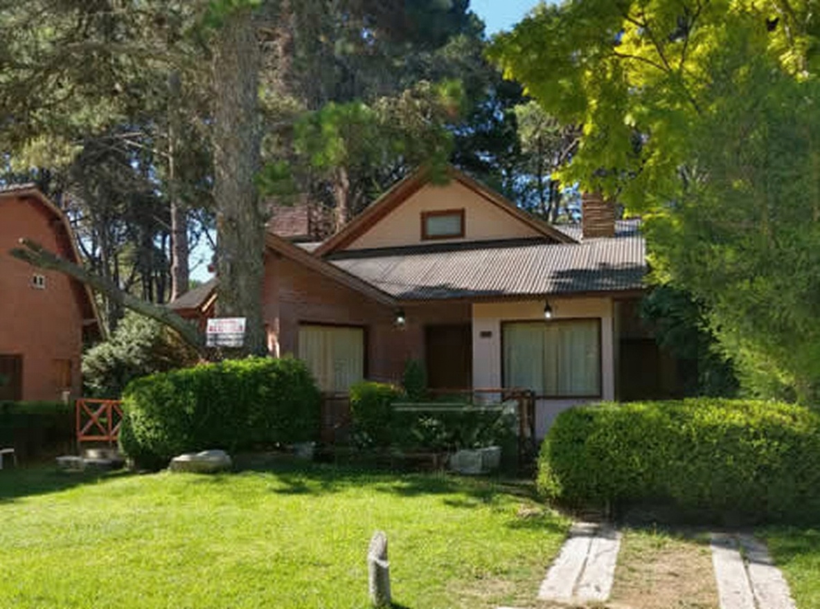 Casas con parque y parrilla en Costa del Este