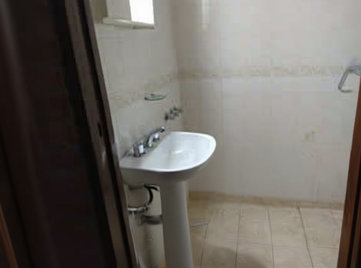 Casas con parque y parrilla en Costa del Este miniatura 5