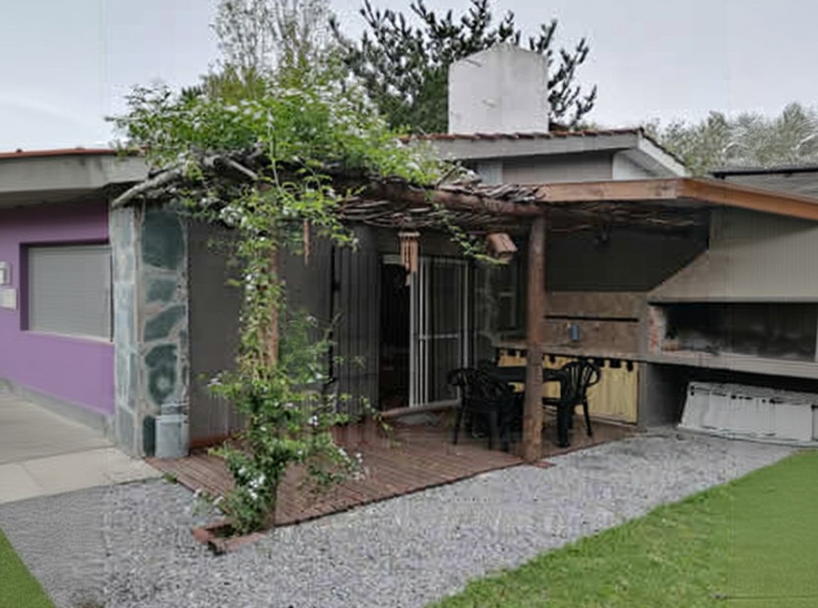 Casas con parque y parrilla a 150 metros del mar en Aguas Verdes miniatura 6