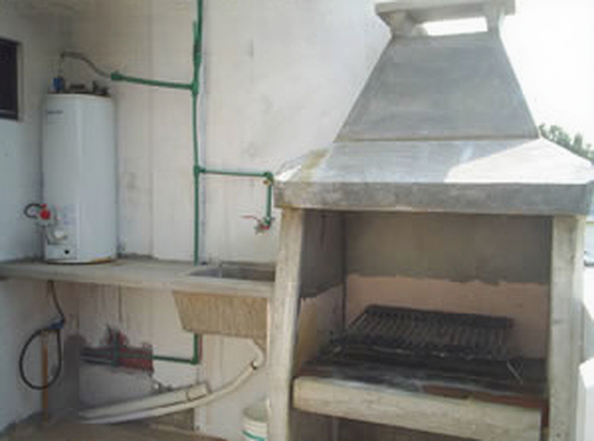 Departamentos con parque y parrilla en Mar del Tuyú miniatura 9