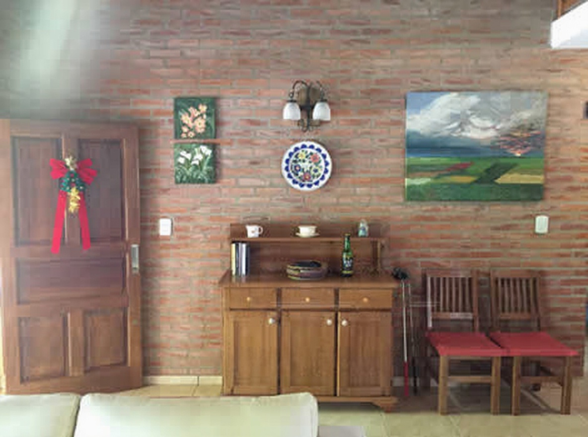 Chalet de 4 dormitorios en Costa del Este miniatura 5