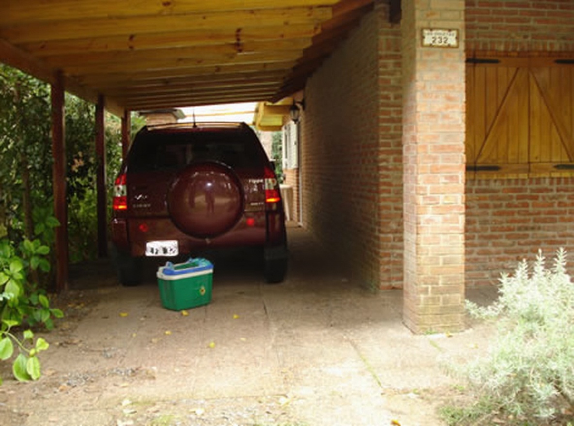 Chalet con WiFi en Costa del Este miniatura 9