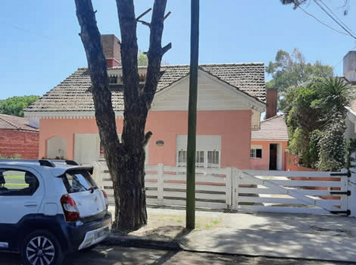 Chalet a 200 metros del mar en Mar de Ajó foto 1