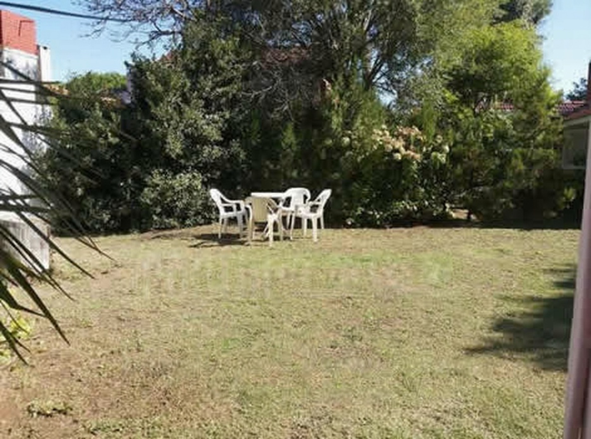 Chalet a 200 metros del mar en Mar de Ajó miniatura 11