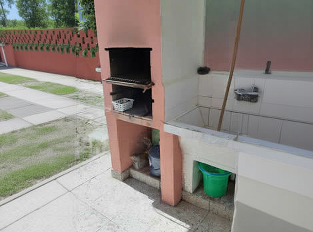 Chalet a 200 metros del mar en Mar de Ajó miniatura 12