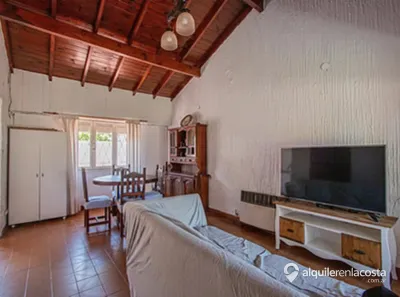 Chalet de 2 habitaciones a 500 metros del mar en Mar de Ajó foto 3