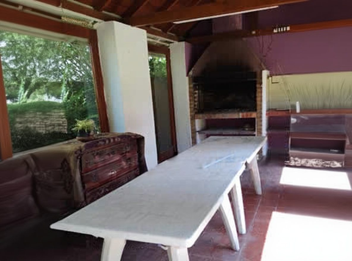 Chalet a 100 metros del mar y del centro en Mar de Ajó miniatura 7