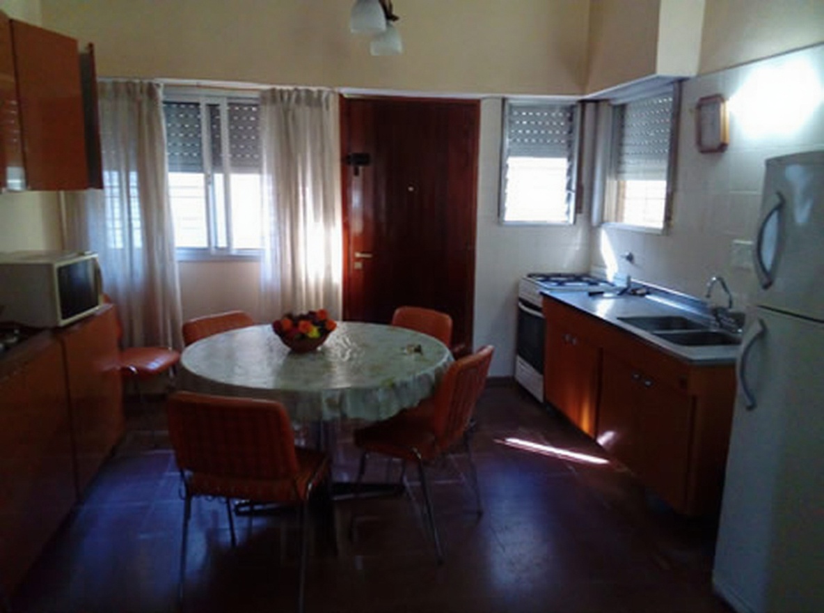 Chalet con WiFi a 300 metros del mar en Costa del Este miniatura 6