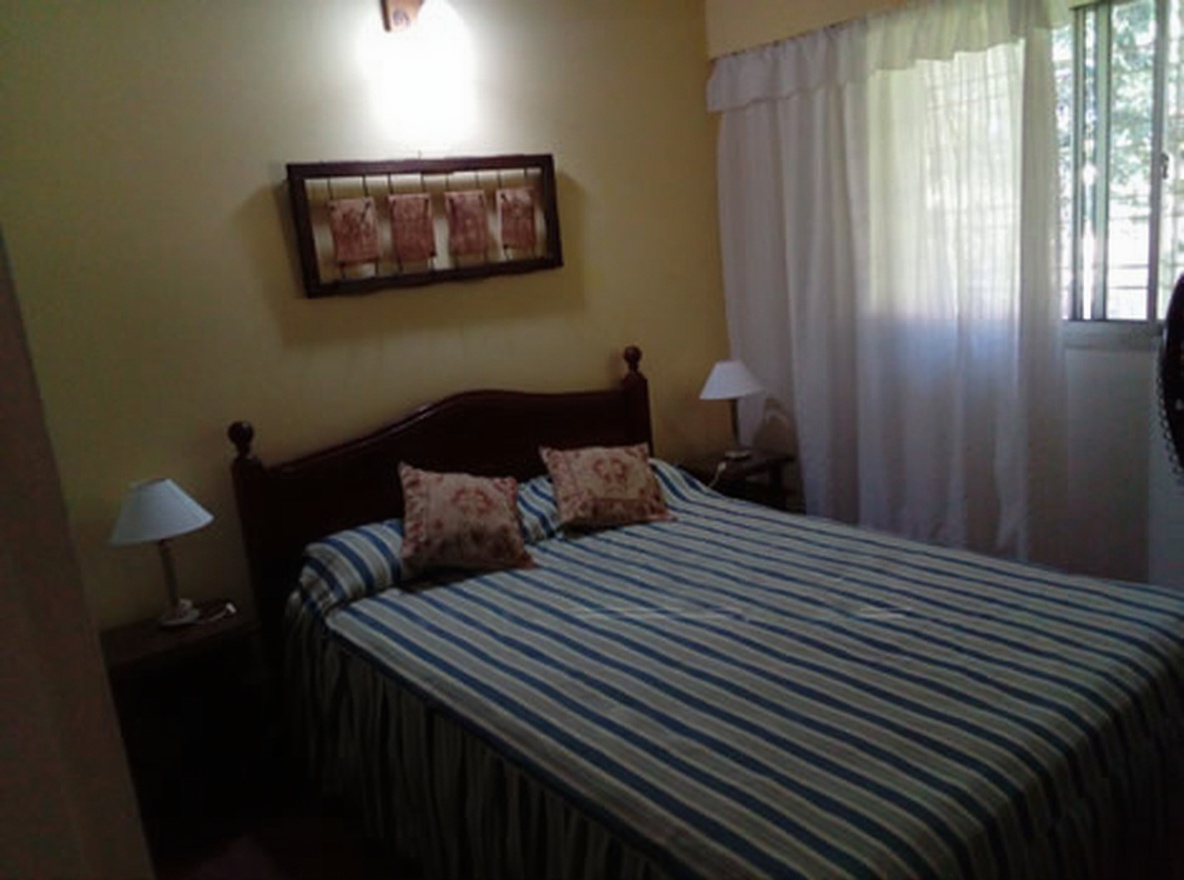 Chalet con WiFi a 300 metros del mar en Costa del Este miniatura 7