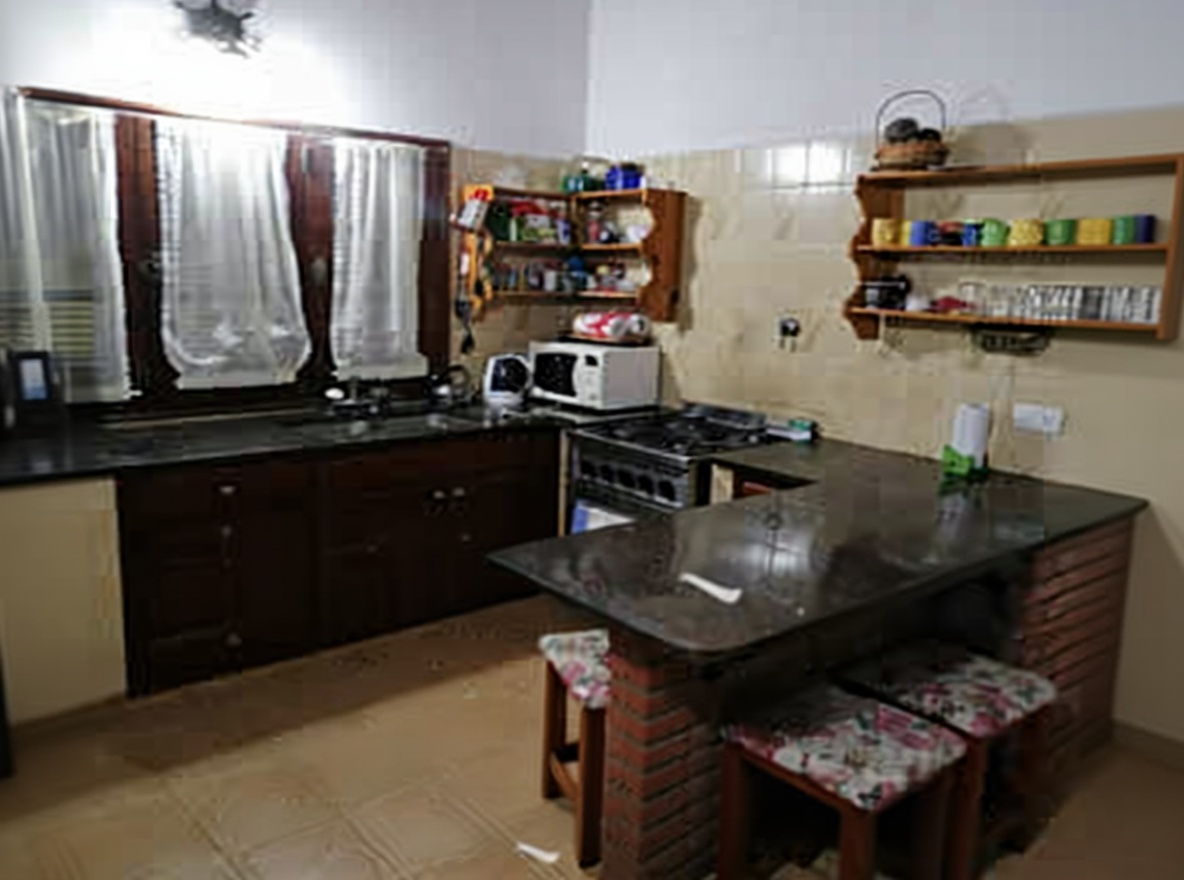 Chalet con parque y parrilla en Aguas Verdes miniatura 2