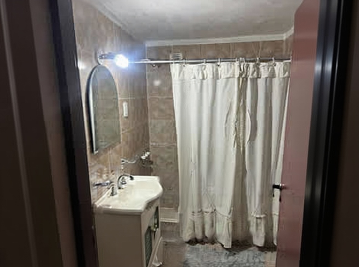 Chalet con parque y parrilla a 350 metros del mar en Santa Teresita miniatura 10