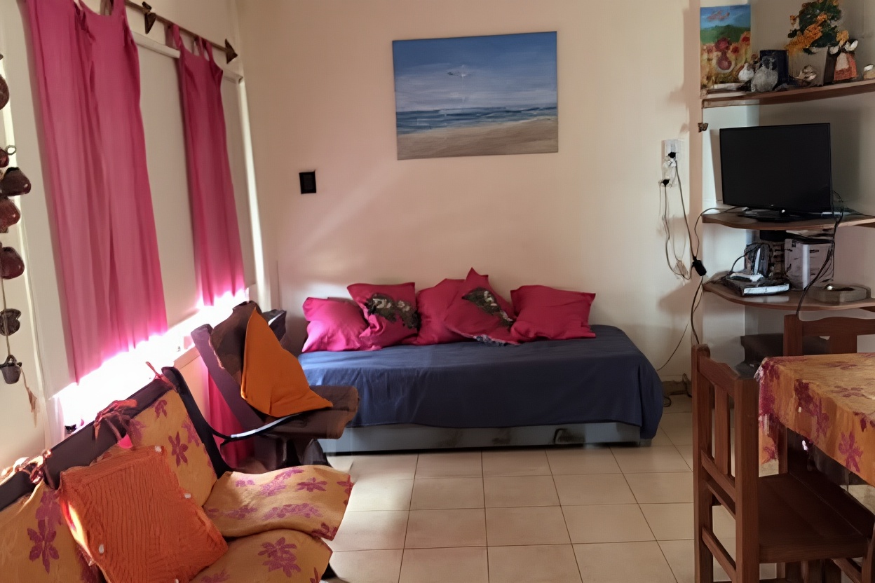 Dúplex con parque y parrilla frente al mar en Mar del Tuyú miniatura 4