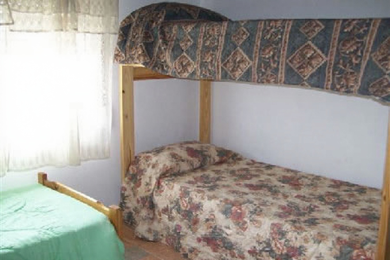 Cabaña con patio y parrilla frente al mar en Mar del Tuyú miniatura 6