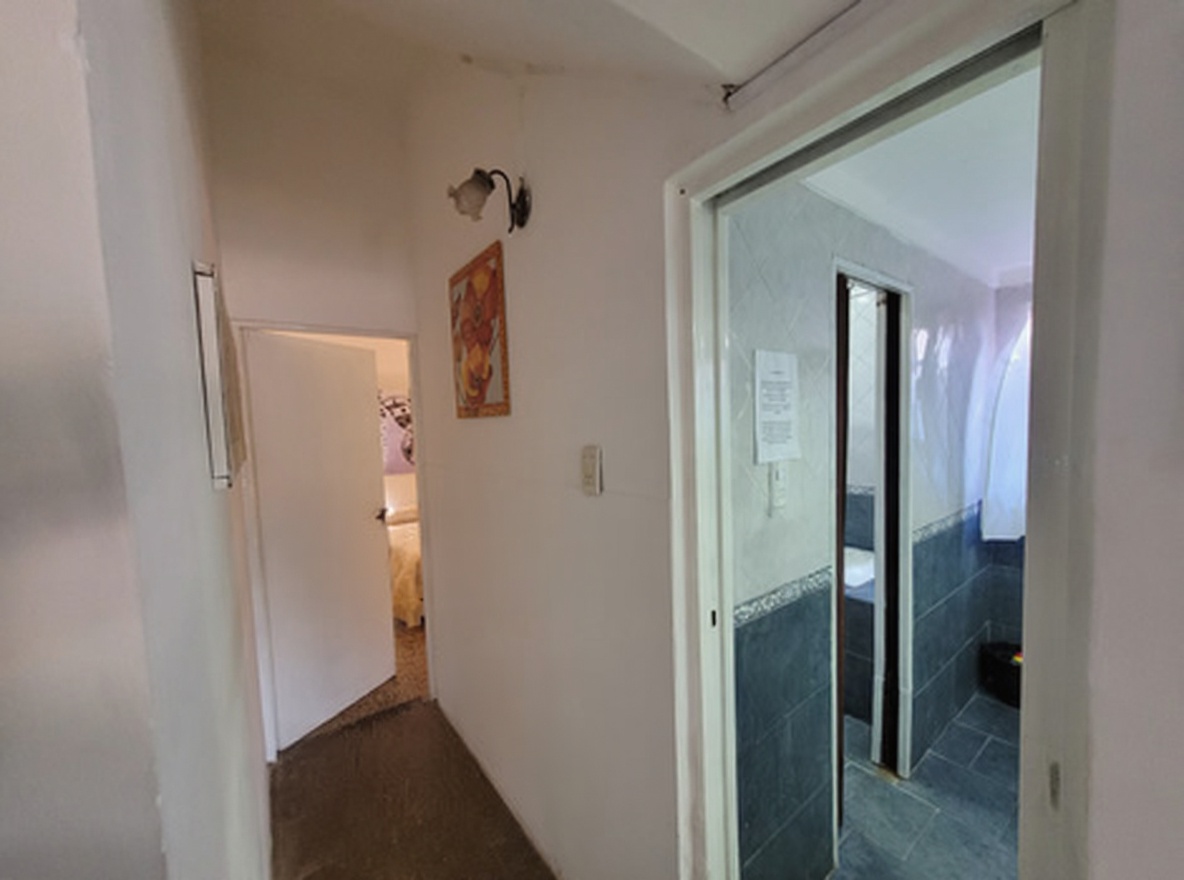 Casa con cochera y parrilla a 3 cuadras del mar en San Clemente del Tuyú miniatura 6