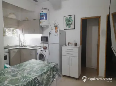 Departamento con cochera y parrilla a 2 cuadras del mar en Las Toninas foto 3