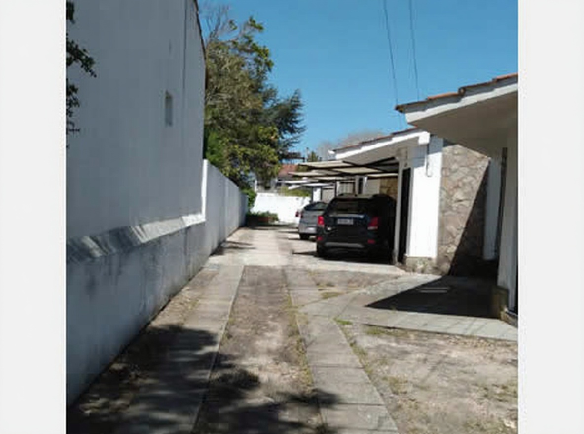 Departamento con WiFi a 200 metros del mar en Santa Teresita miniatura 8