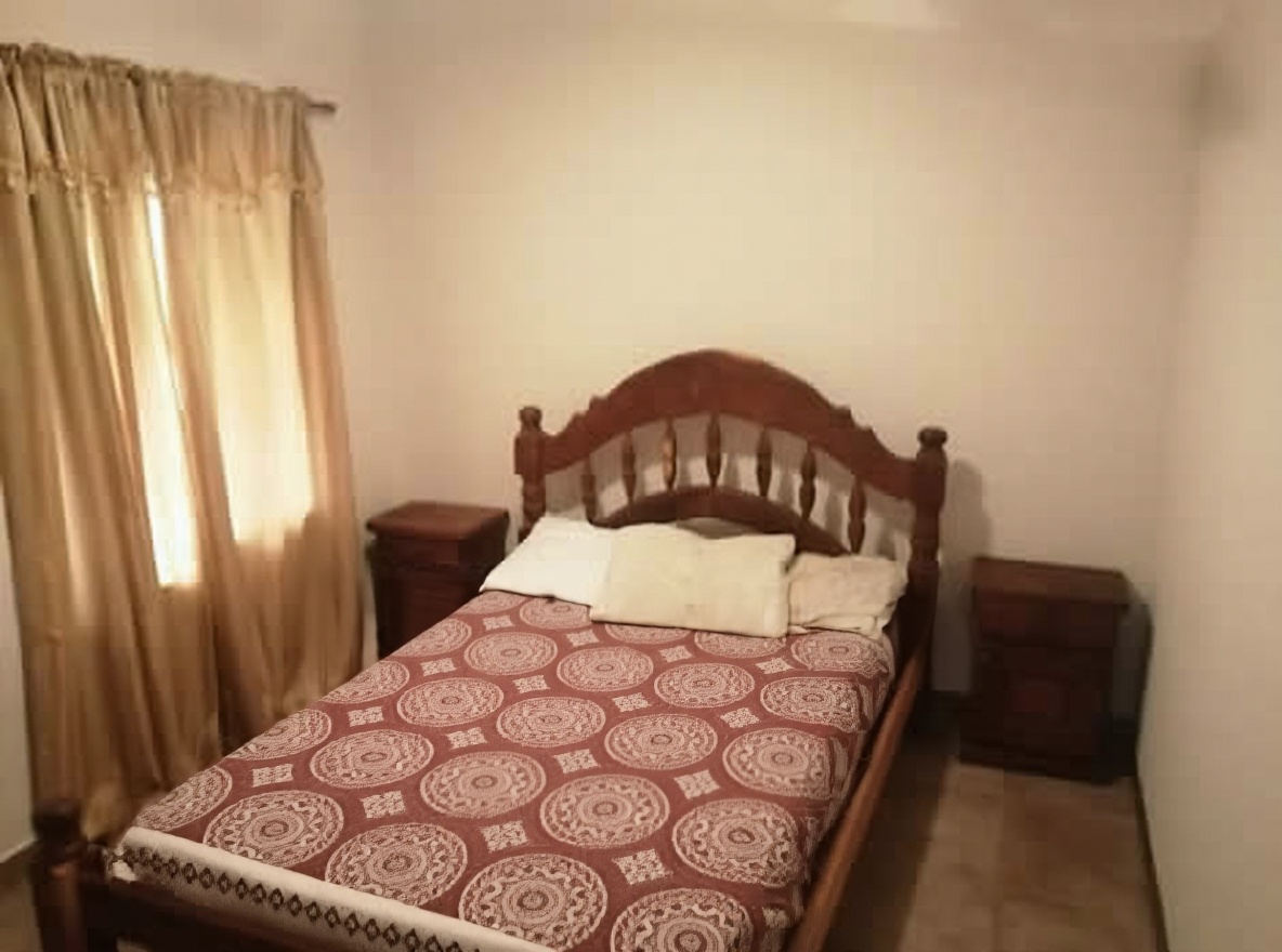 Departamento con patio y parrilla a 400 metros del mar en Santa Teresita miniatura 5