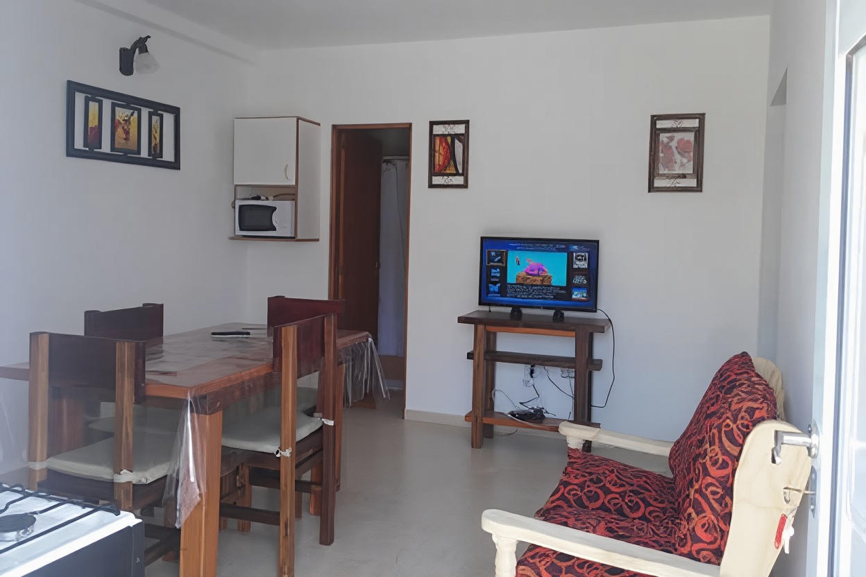 Departamento para 4 personas a 50 metros del mar en Mar del Tuyú miniatura 3