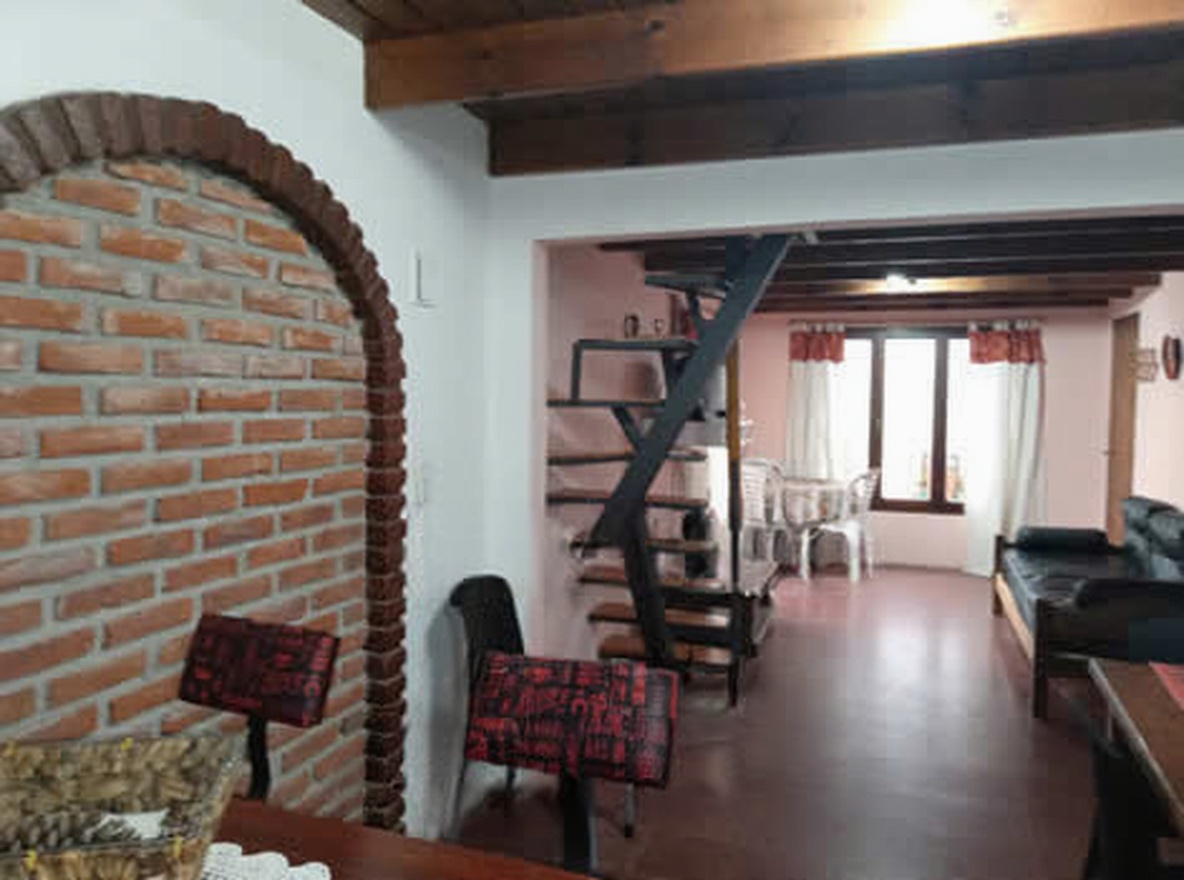 Departamento para 4 personas cerca del centro comercial en Mar de Ajó miniatura 5