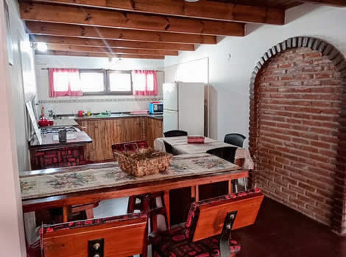 Departamento para 4 personas cerca del centro comercial en Mar de Ajó miniatura 8