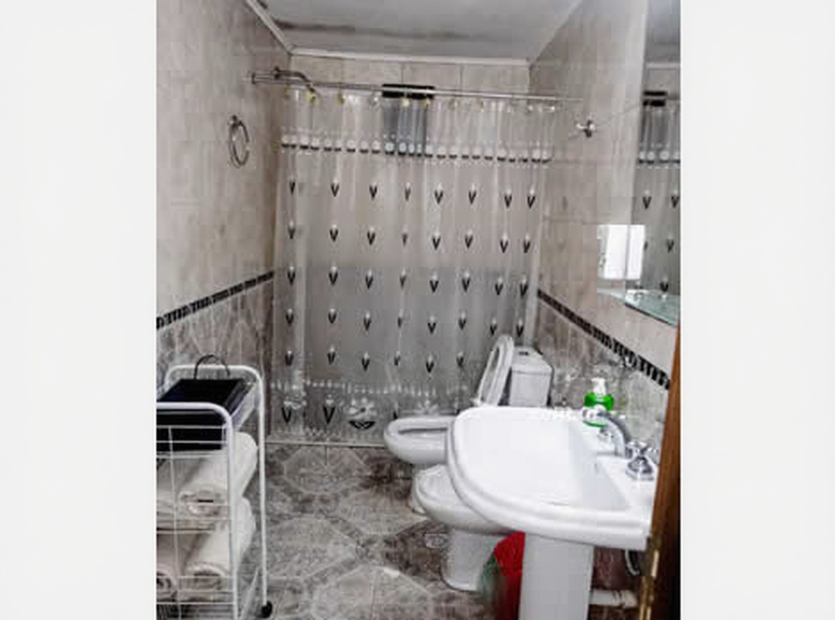 Departamento para 4 personas cerca del centro comercial en Mar de Ajó miniatura 12