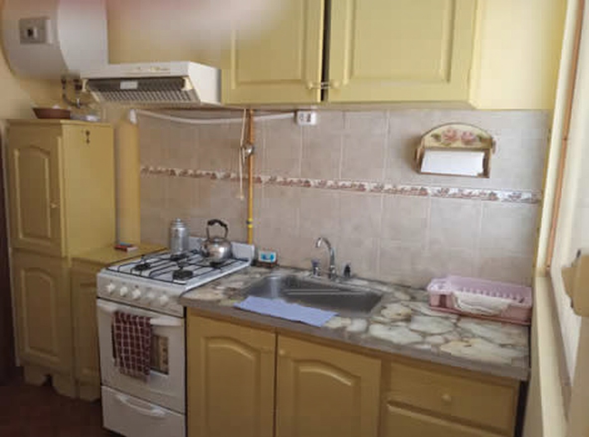 Monoambiente a 100 metros del mar en Mar de Ajó miniatura 3